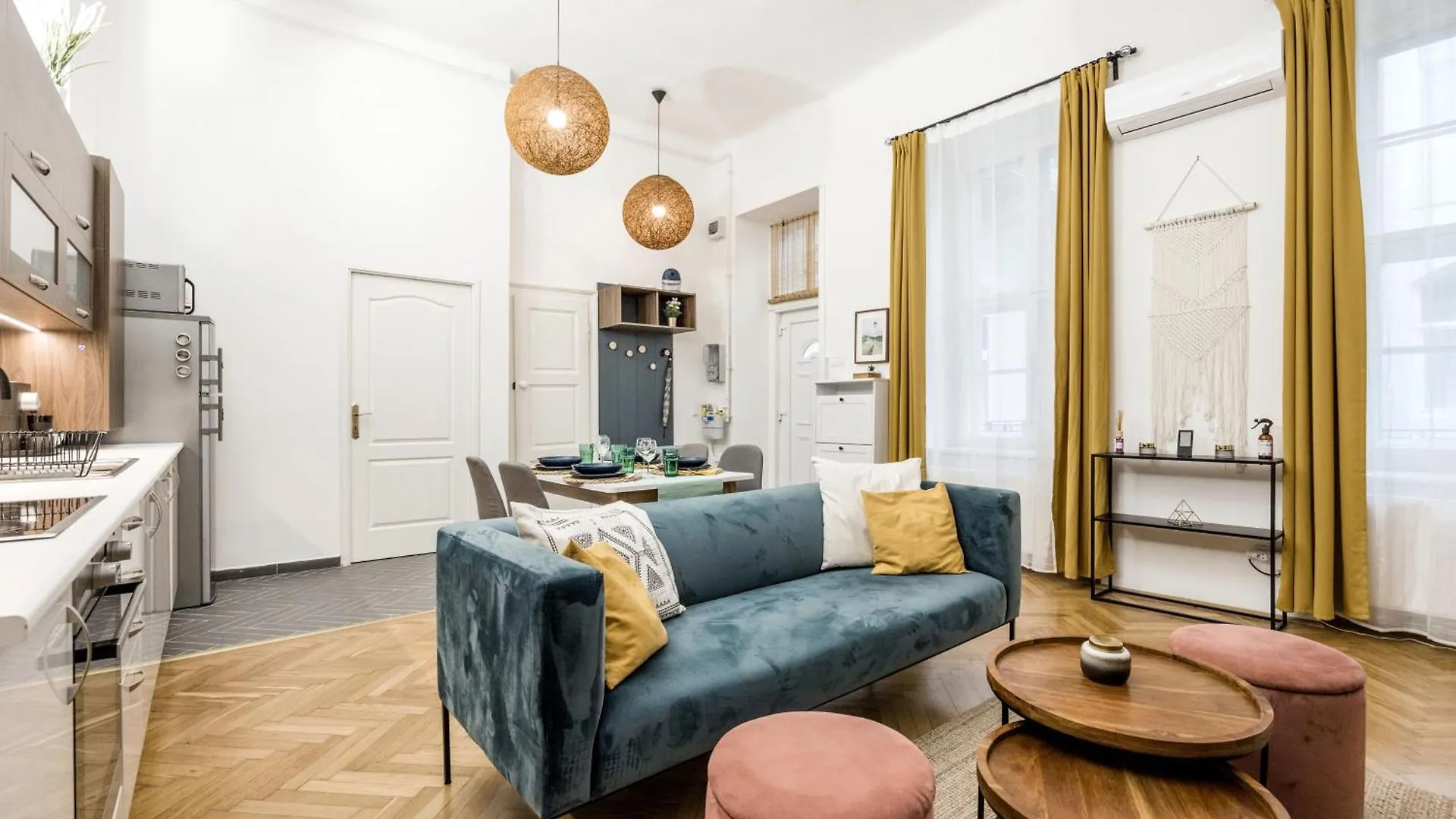 Greenwave Home Budapest Apartment